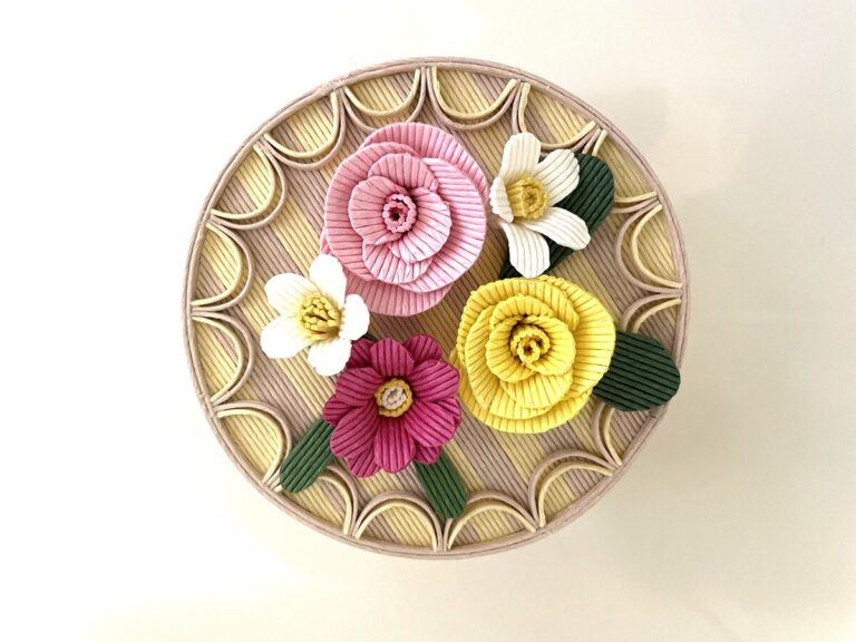 紙バンドで作った お花の小物入れ|クラフトバンド