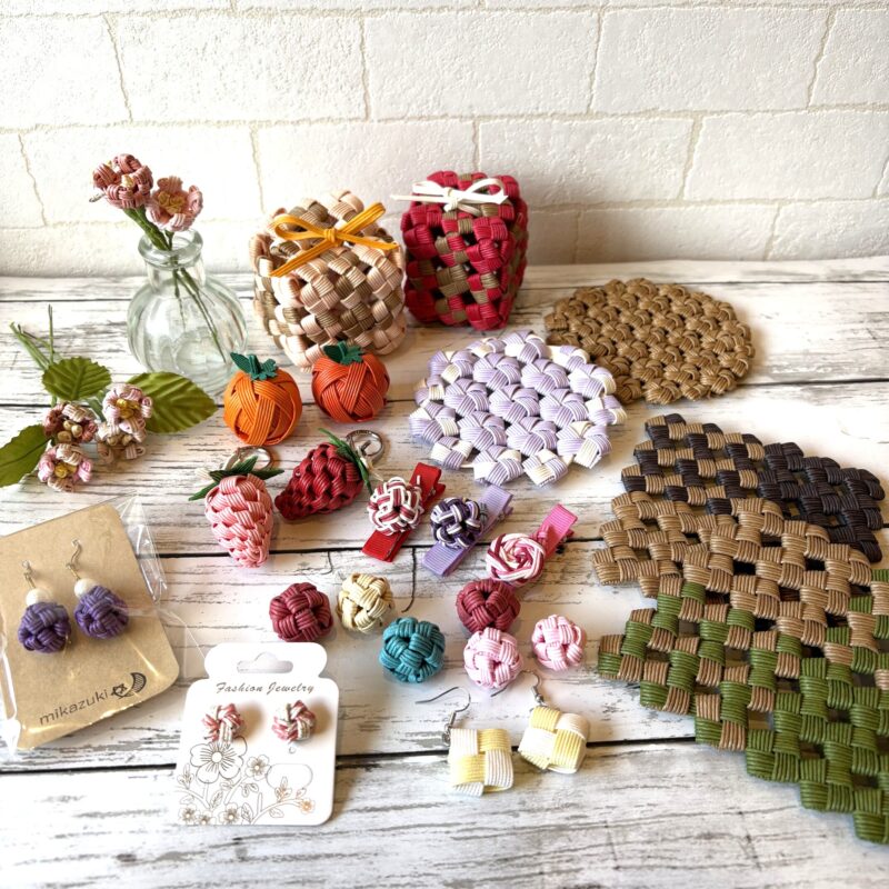 中級コースレッスン課題作品②変わり編みの練習